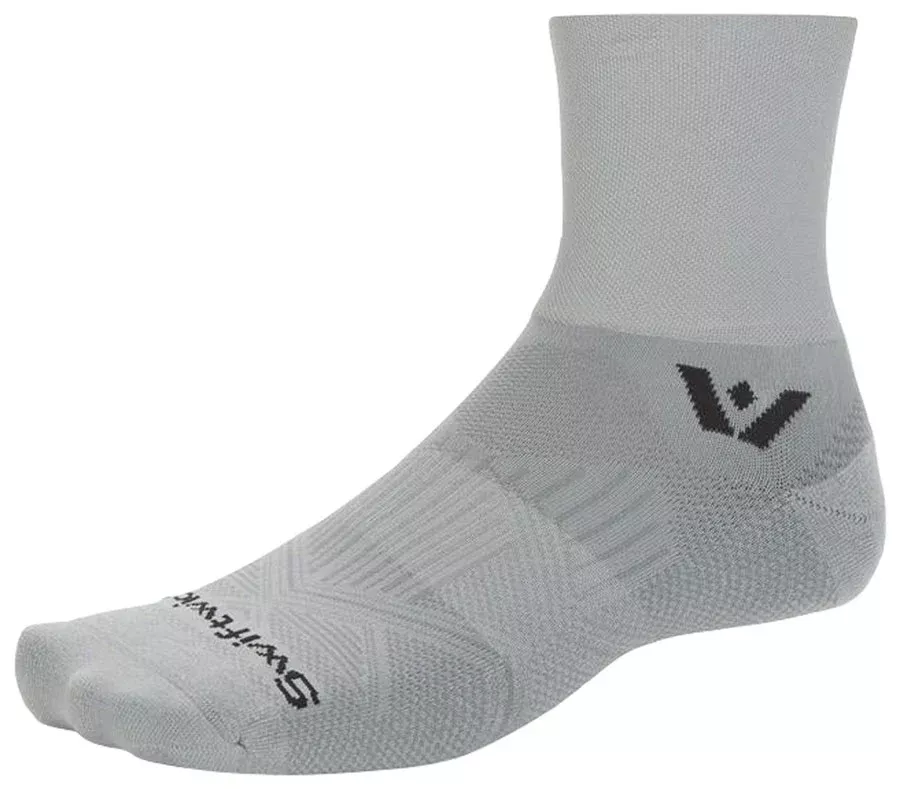 Swiftwick Aspire Quarter Crew High Socks - Circuit Pewter Small