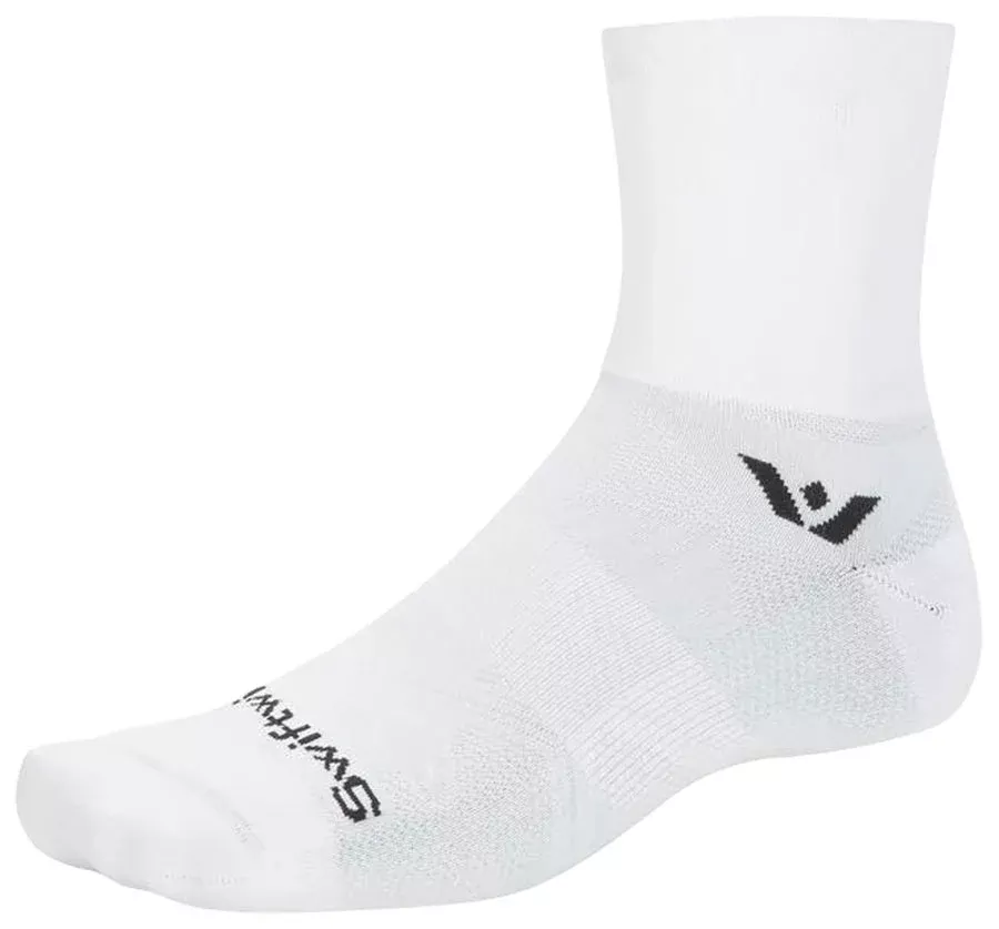 Swiftwick Aspire Quarter Crew High Socks - Circuit White